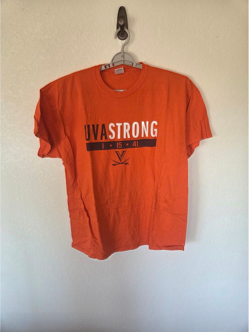 2 UVA Strong Orange T-Shirt Size L & 2XL, 1 3XL White